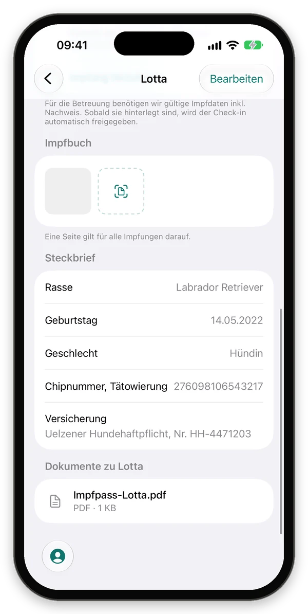 Impfbuch, Steckbrief mit Rasse, Geburtstag, Chipnummer, Versicherung und Dokumente zum Hund