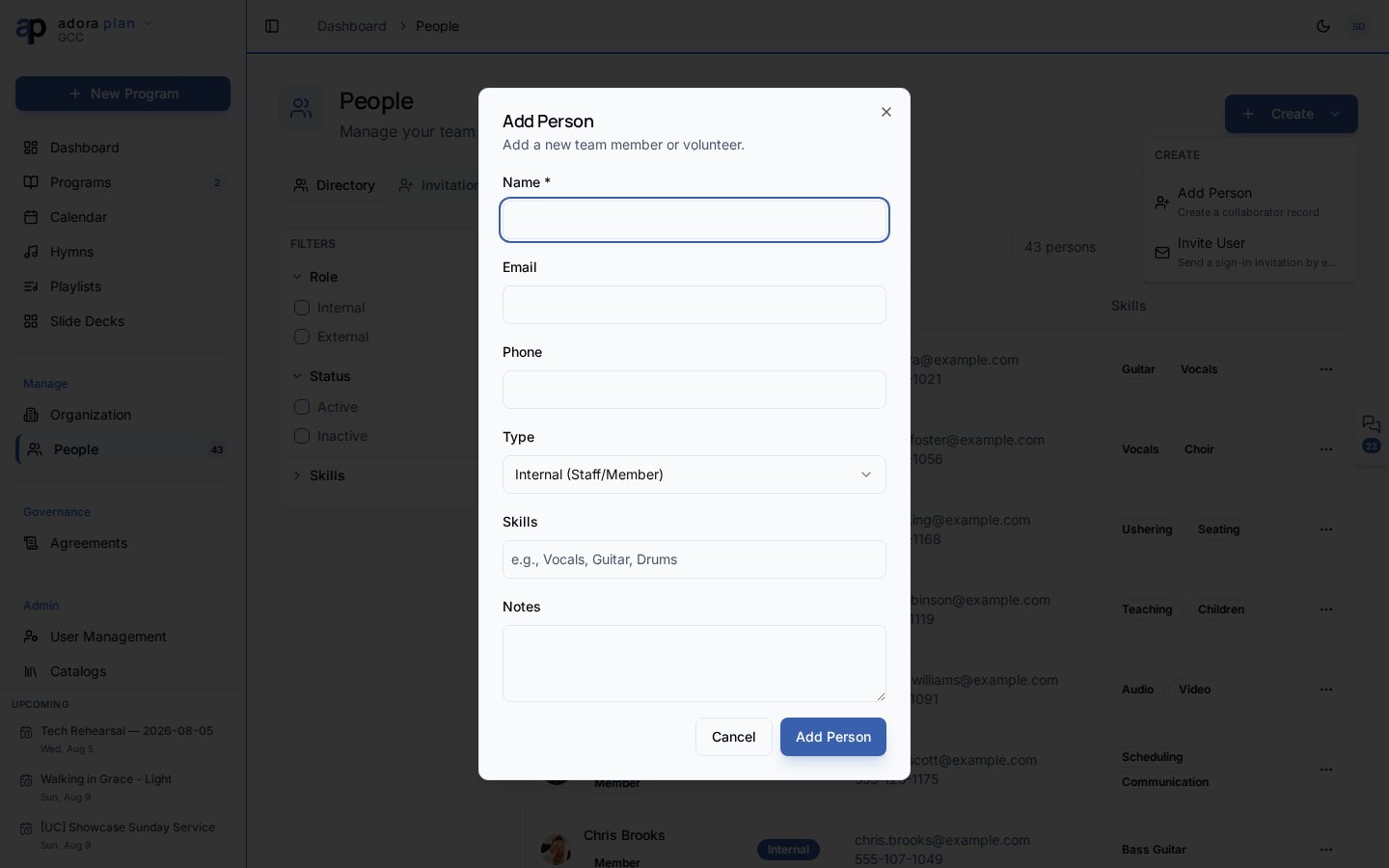 Diálogo Add Person con campos de nombre, correo, teléfono, tipo y habilidades
