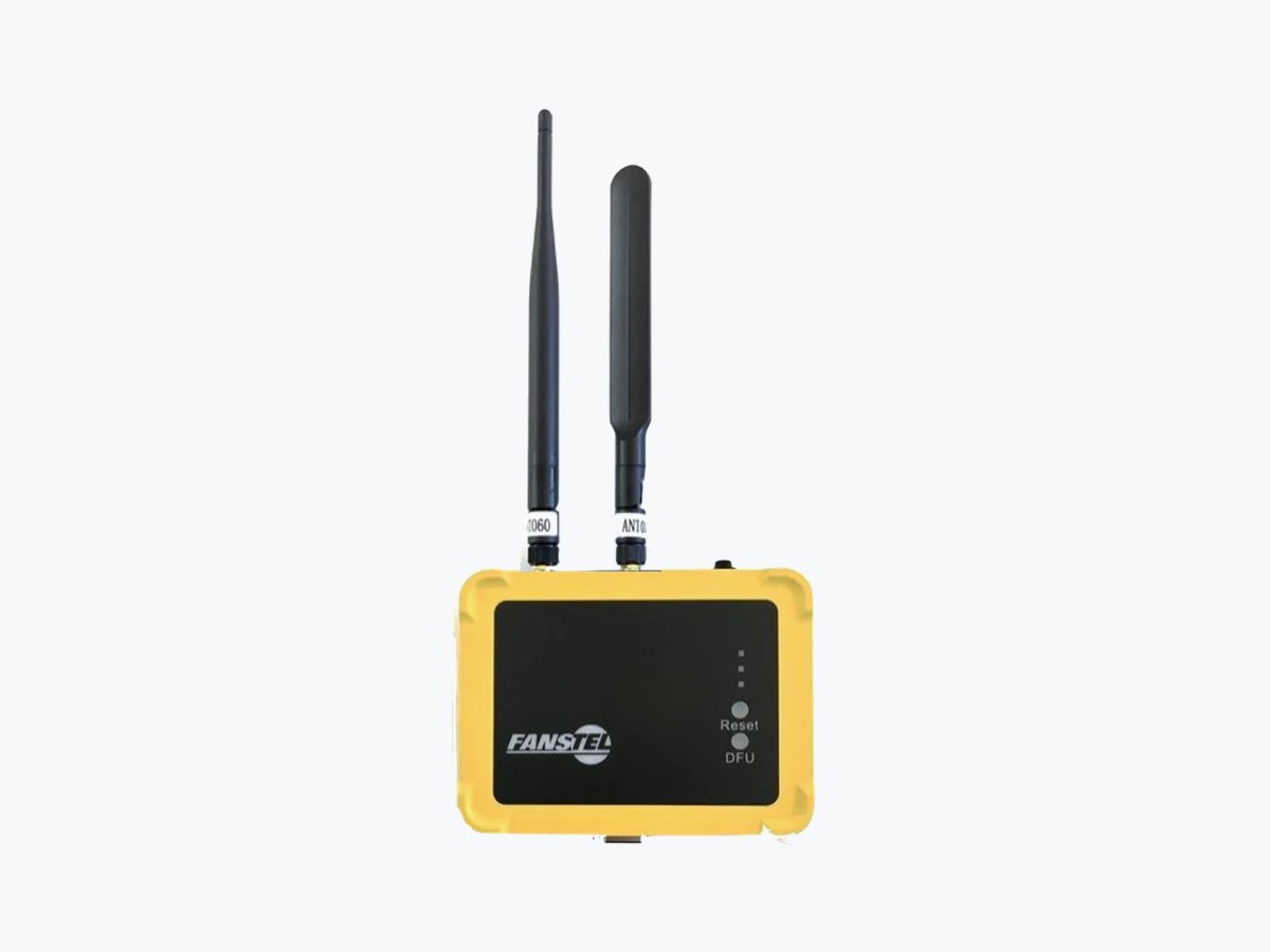 The Fanstel LEW840x gateway with the cellular card fitted