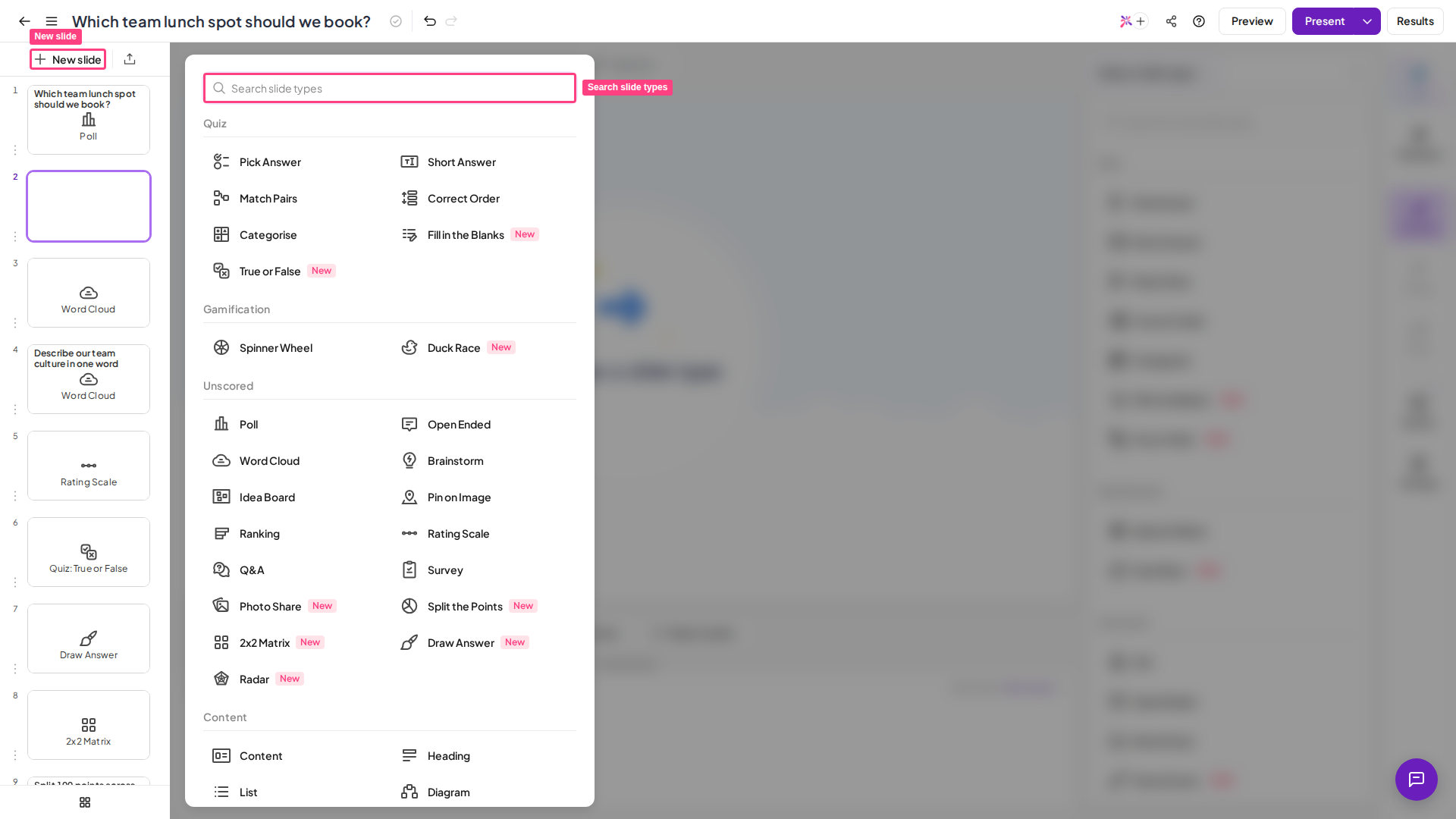 Le sélecteur de type de diapositive d'AhaSlides ouvert depuis Nouvelle diapo, avec les sections Quiz, Gamification, Sans score et Contenu