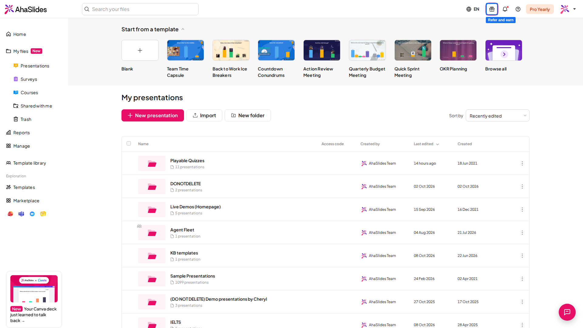 L'icona del pacco regalo Refer and earn in alto a destra nella barra di navigazione della dashboard di AhaSlides