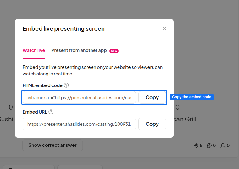 La finestra Incorpora schermata di presentazione live di AhaSlides, con il campo HTML embed code e il suo pulsante Copia evidenziati