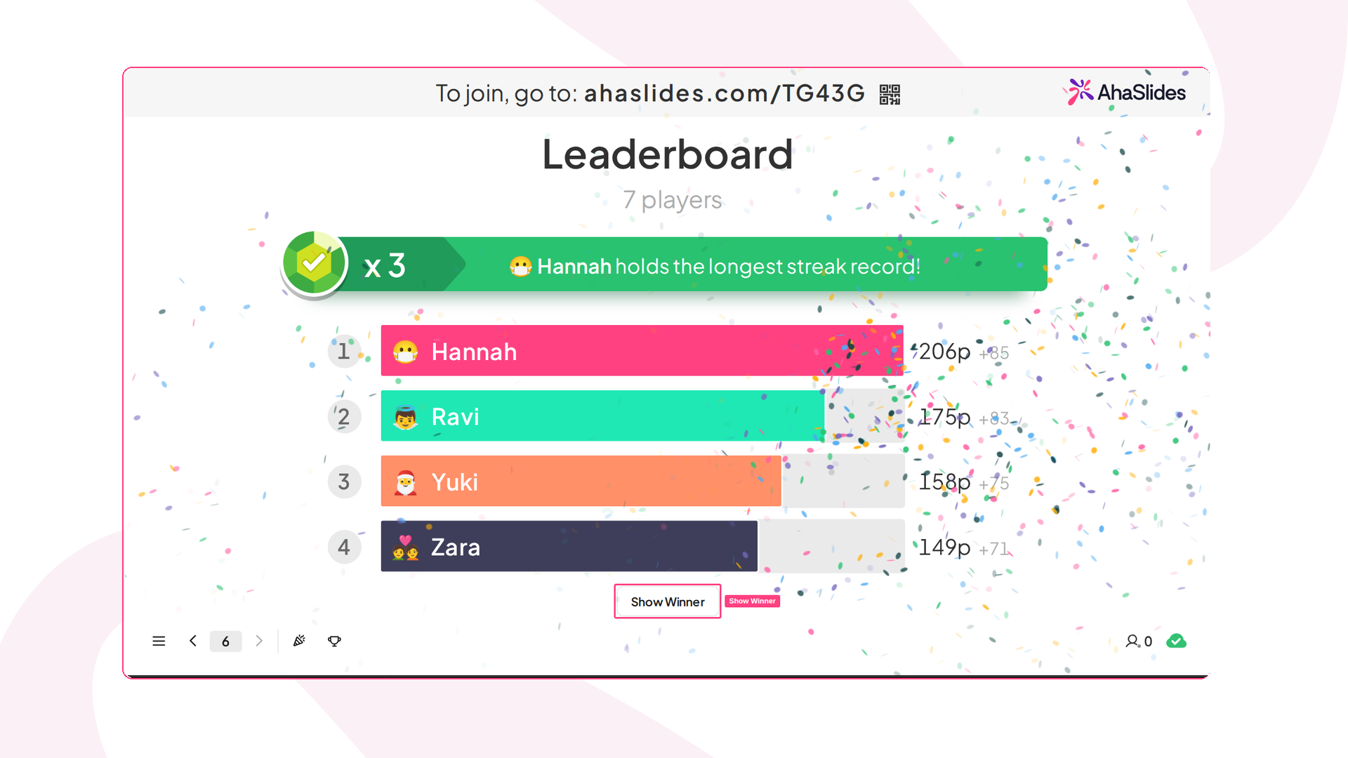 Clasificación final de un quiz de AhaSlides en modo de presentación, con el ganador en primer lugar y el botón Show Winner resaltado