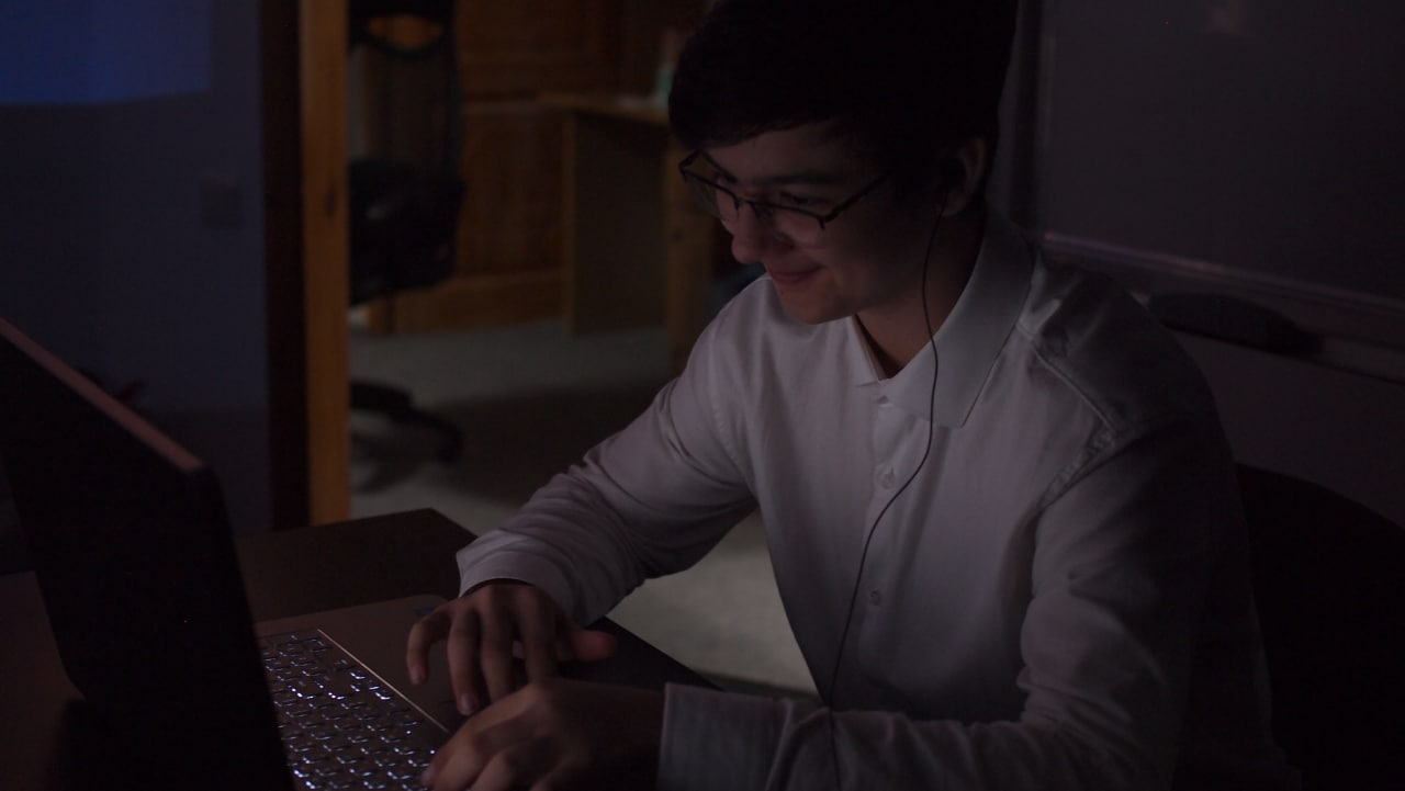 index-rabochie-sessii-v-khakspeyse