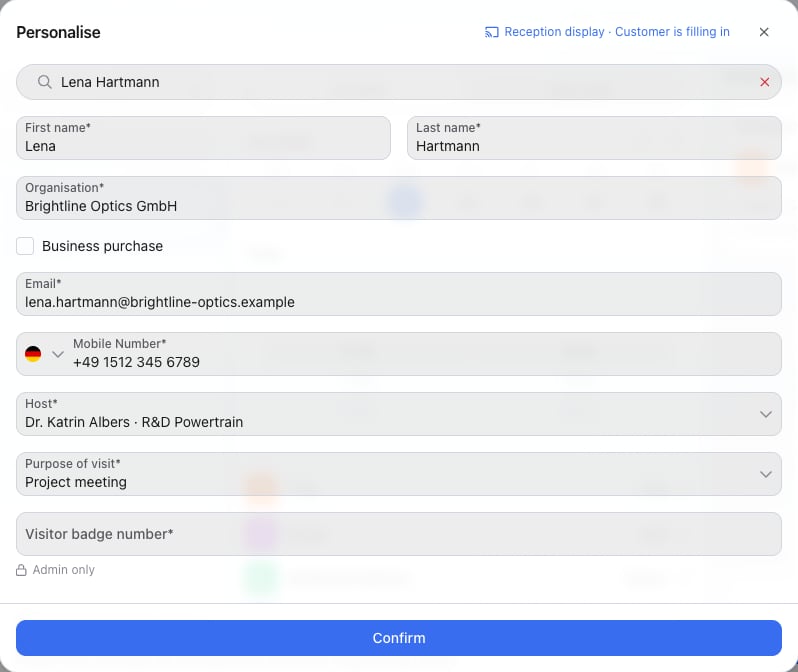 Personalise window with the status Reception display · Customer is filling in and the email and mobile number taken from the display