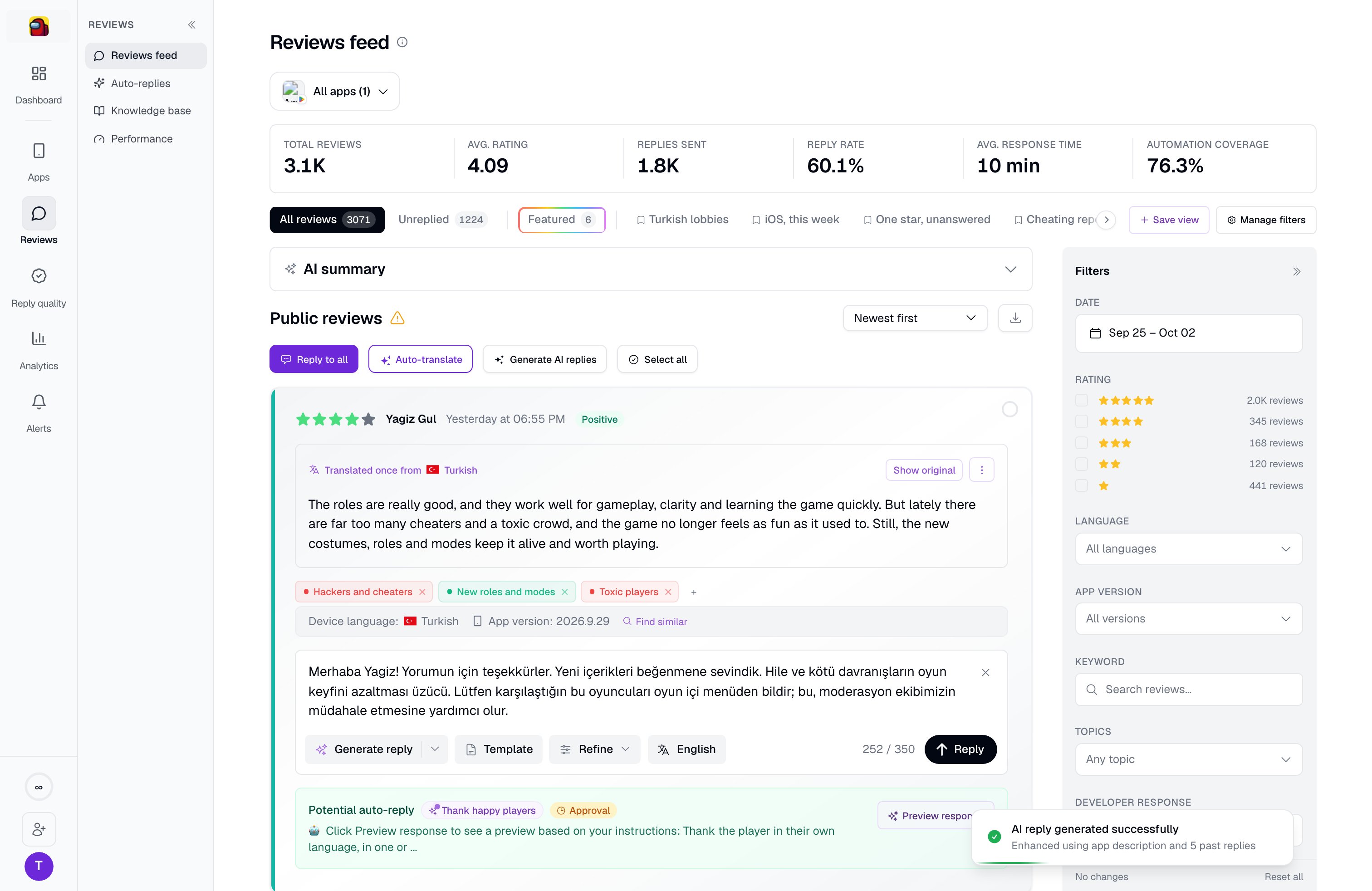 AI-drafted Turkish reply in the composer, language-matched to the review, with an English preview under it
