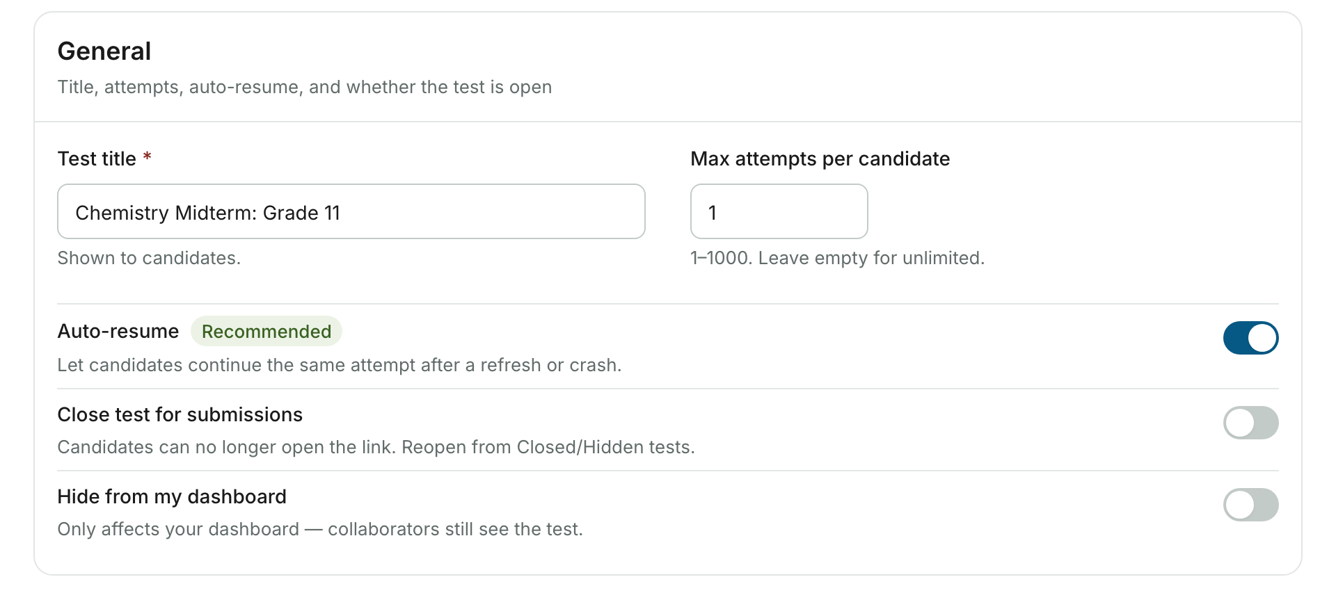 Seção General das configurações de um teste intitulado Chemistry Midterm, Grade 11, com os interruptores Close test for submissions e Hide from my dashboard desativados