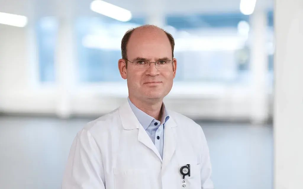Joerg C. Schefold