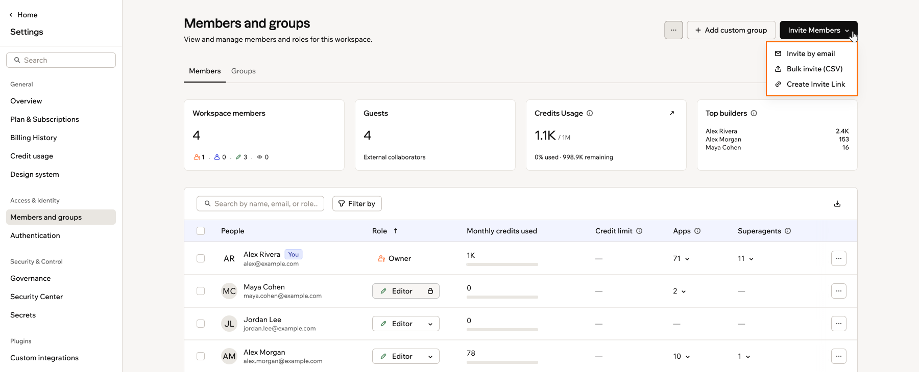 Uno screenshot del menu Invite Members su Members and groups, con Invite by email e Bulk invite (CSV) evidenziati