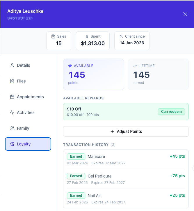 Client loyalty tab showing available points, lifetime points, available rewards, and transaction history