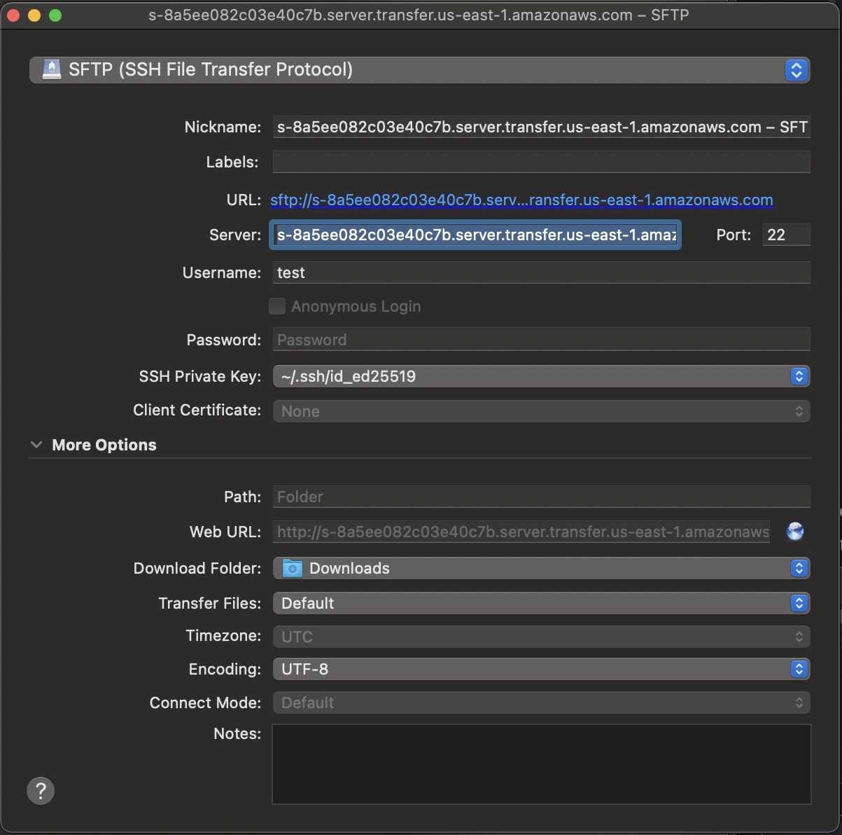 Cyberduck SFTP connection configuration showing server, username, and SSH private key settings