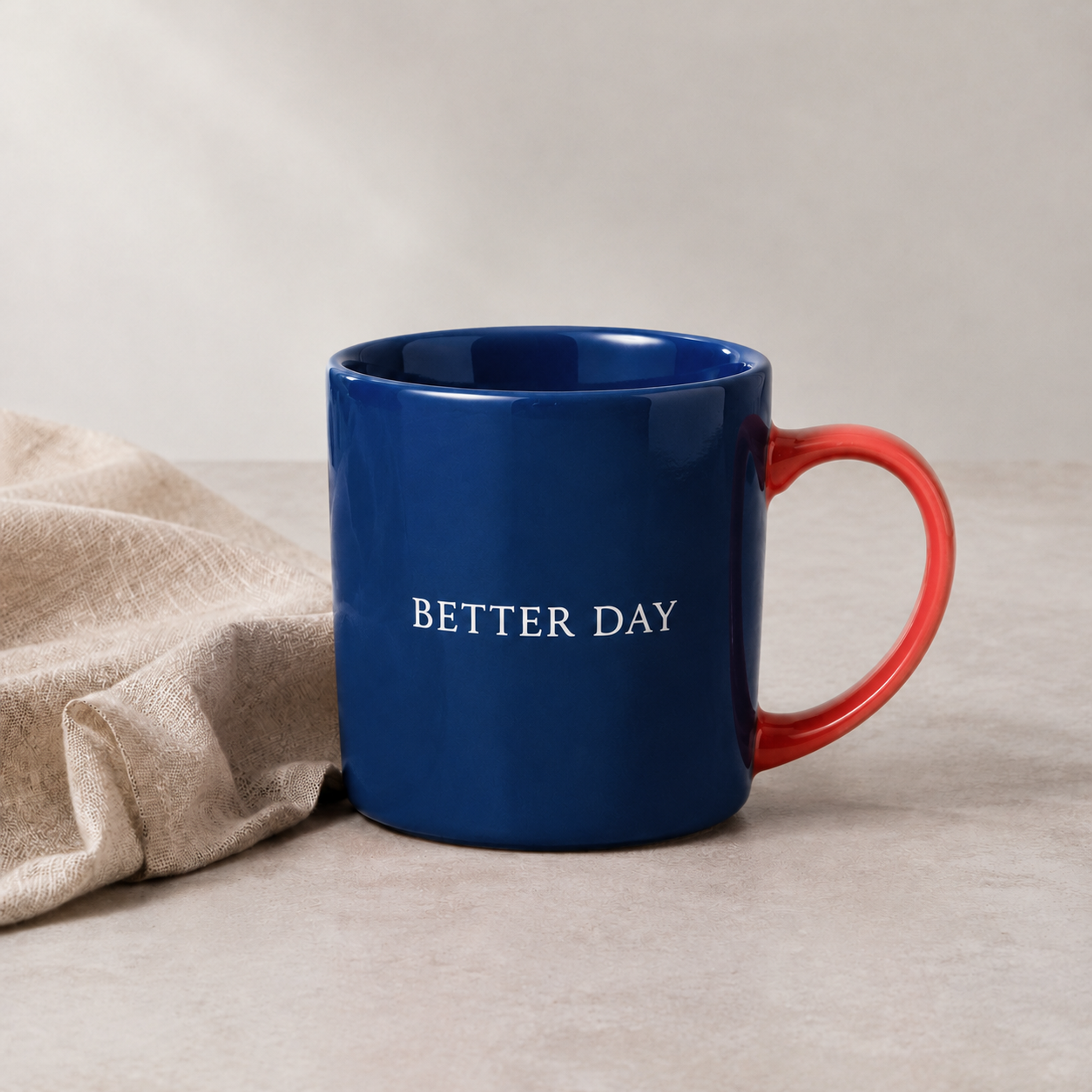 Resultado da edição com Mask no GPT Image 2: o corpo da caneca fica azul-escuro e a alça permanece vermelha, mas a parede interna da borda também muda de cor