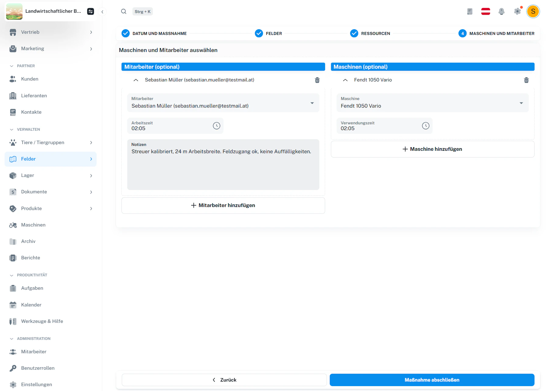 Schritt 4 – Maschinen und Mitarbeitende