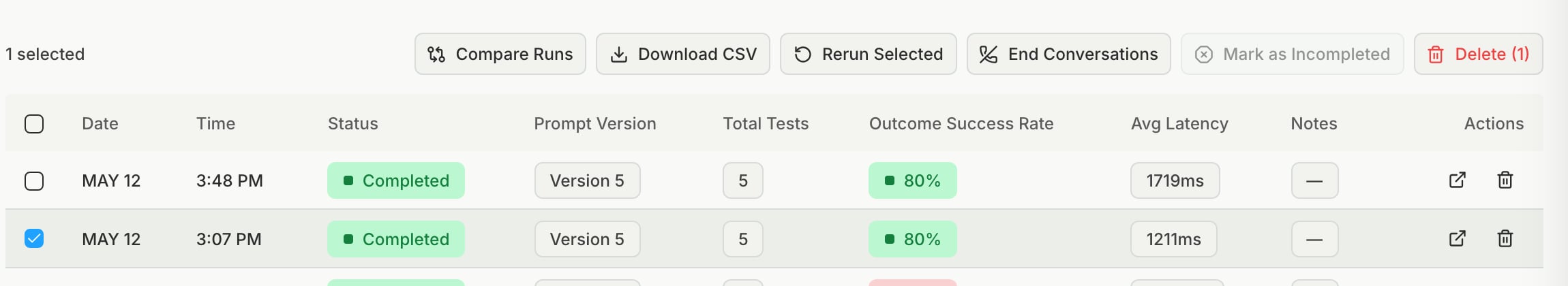 Run History with one run checked and the Compare Runs button enabled