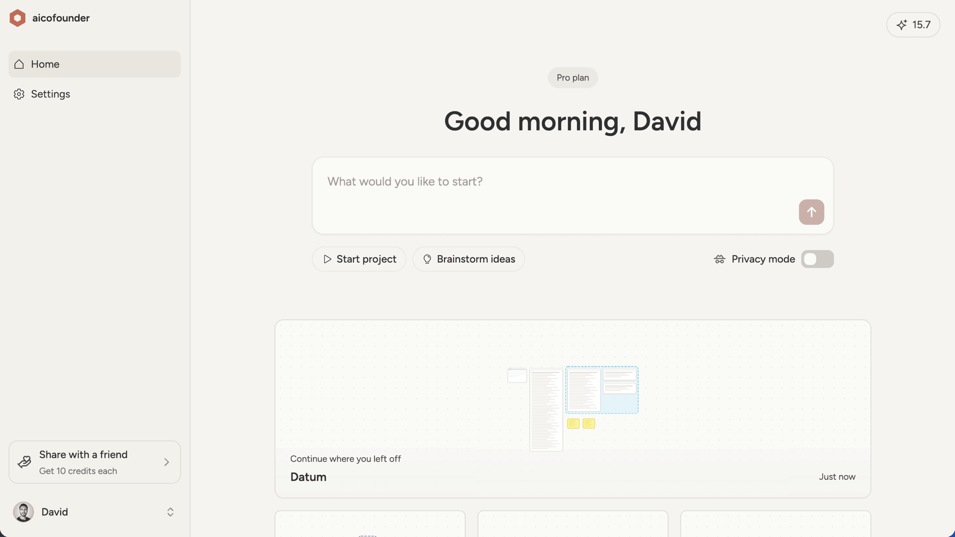 Dashboard with prompt input and quick-start buttons