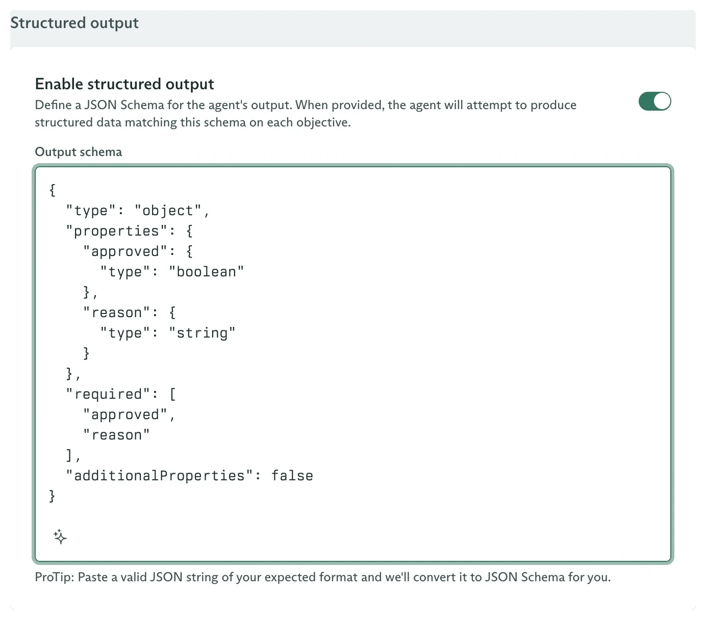 Structured output settings enabled with the refund-decision JSON Schema in the Output schema field