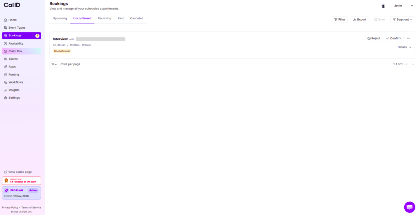 Bookings dashboard with pending requests