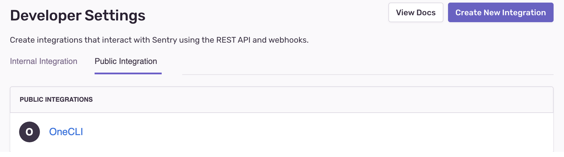 Sentry Developer Settings on the Public Integration tab, with the Create New Integration button and a OneCLI integration listed.