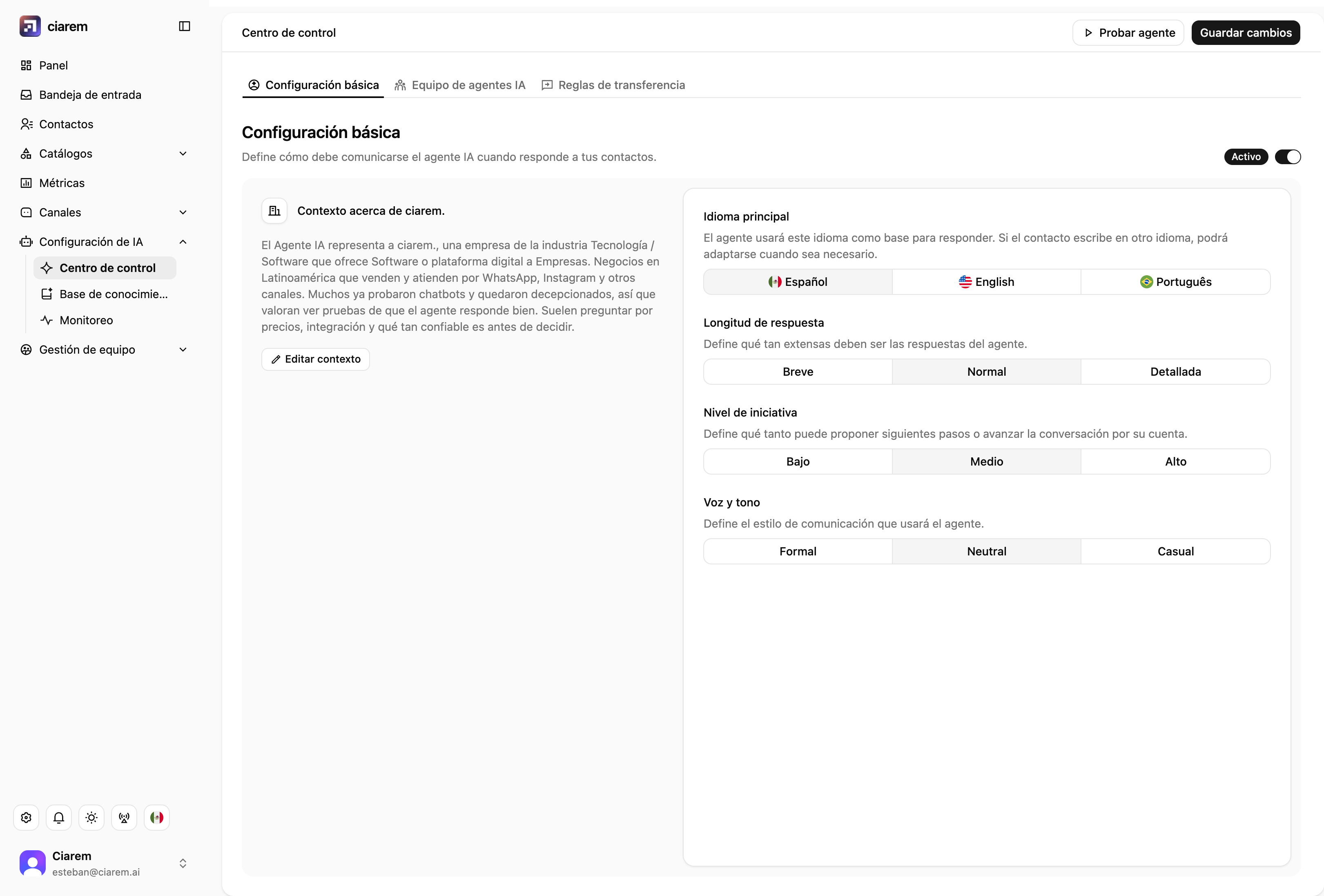 Configuración básica en el Centro de control: contexto del negocio, idioma principal, longitud de respuesta, nivel de iniciativa, y voz y tono