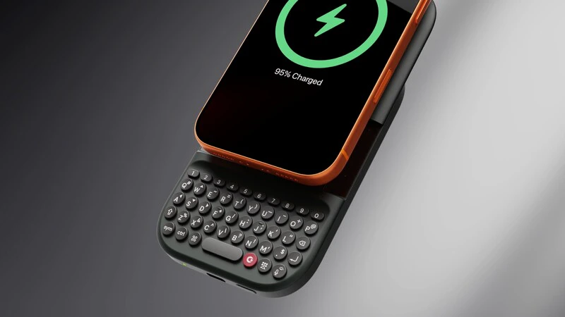 1. Clicks Power Keyboard Keyboard And Power Bank In One