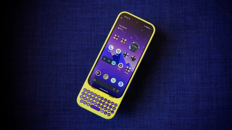 2. Clicks For Pixel 9 Surge Colorway