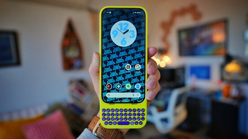 4 Clicks For Pixel 50 More Display