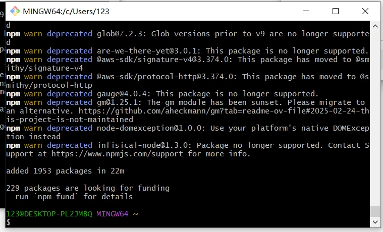 终端中的 n8n 启动日志
