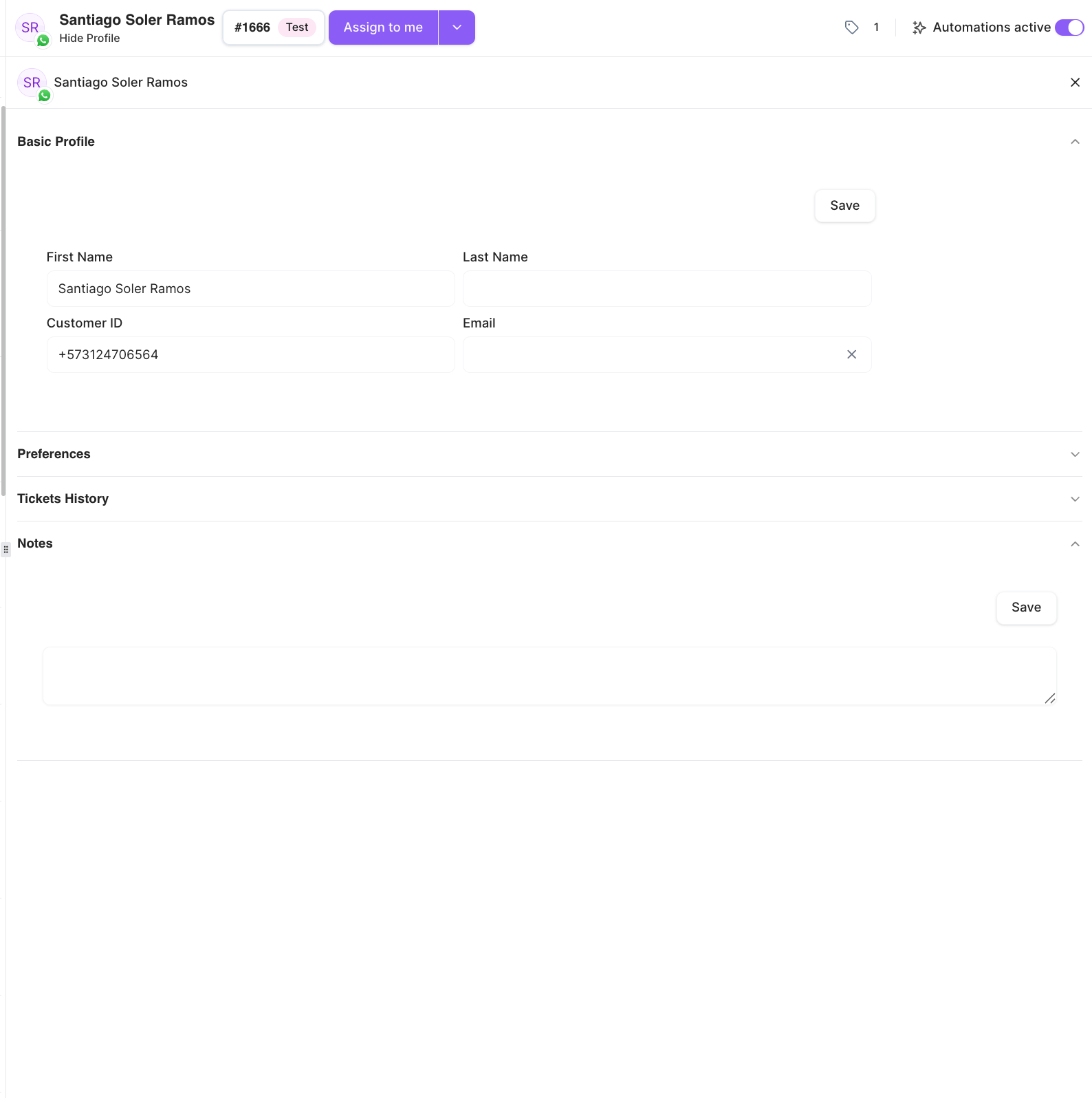 Panel del cliente que muestra las secciones Perfil básico, Preferencias, Historial de tickets y Notas