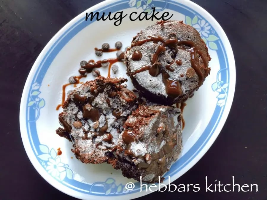 chocolate-mug-cake-2-minute-eggless-chocolate-mug-cake-recipe
