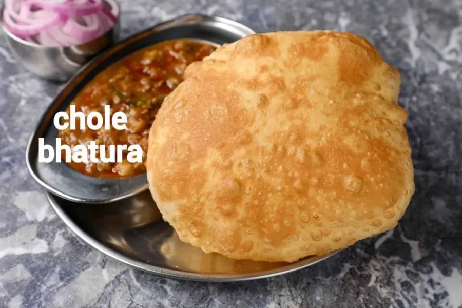 chole-bhature-recipe-chana-bhatura