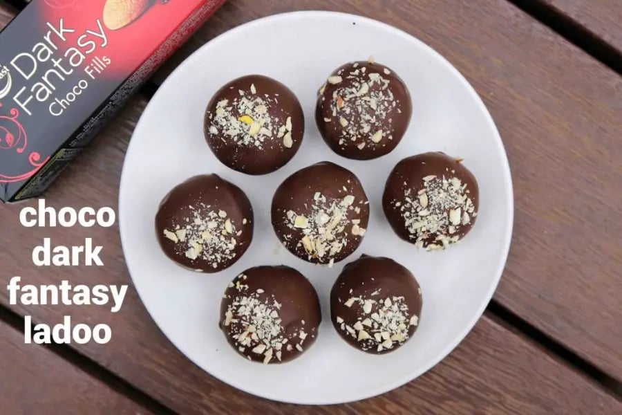 biscuit-ladoo-recipe-dark-fantasy