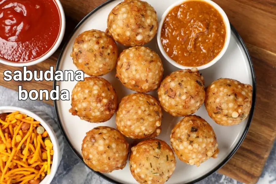 sabudana-bonda-recipe-saggubiyyam