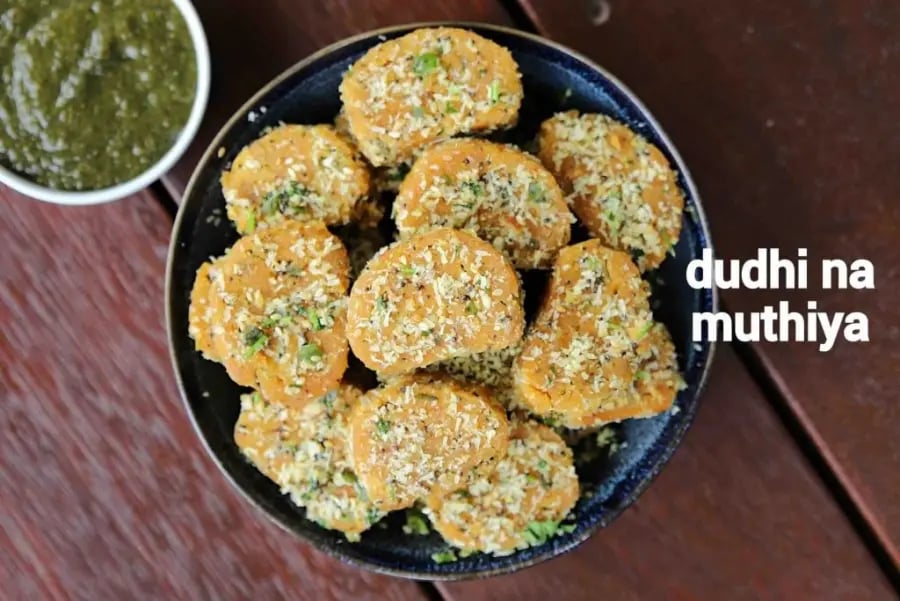 dudhi-na-muthiya-recipe-doodhi-muthiya