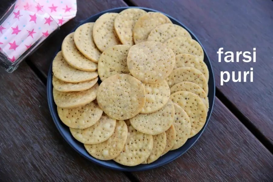 gujarati-farsi-puri-recipe