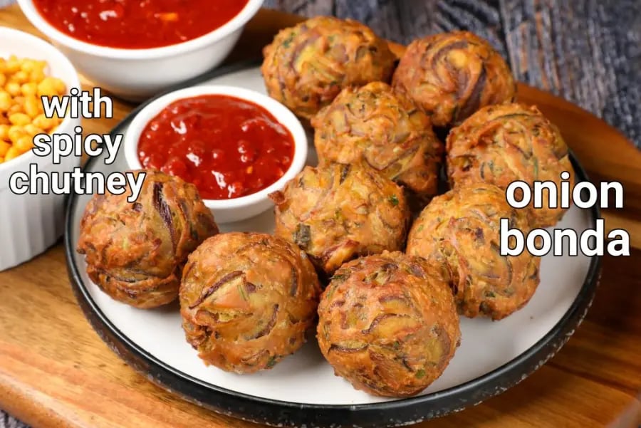 onion-bonda-recipe-vengaya-bonda-eerulli