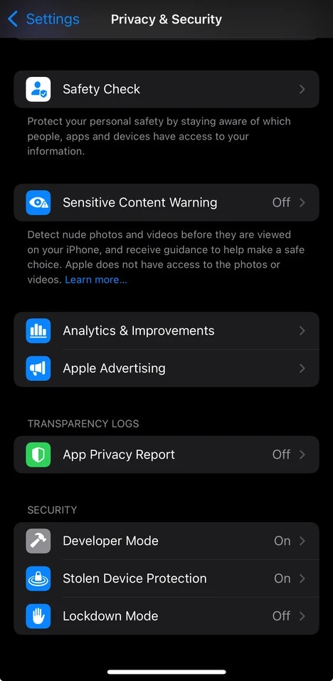 iPhone settings showing Developer Mode toggle