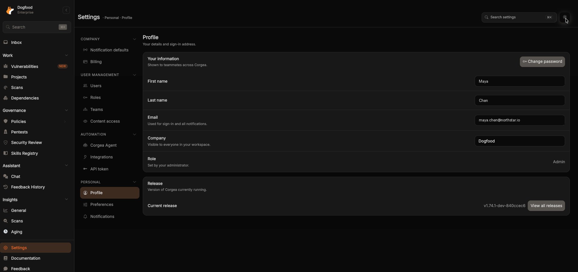 La page Settings affichant les quatre catégories dans le rail de gauche