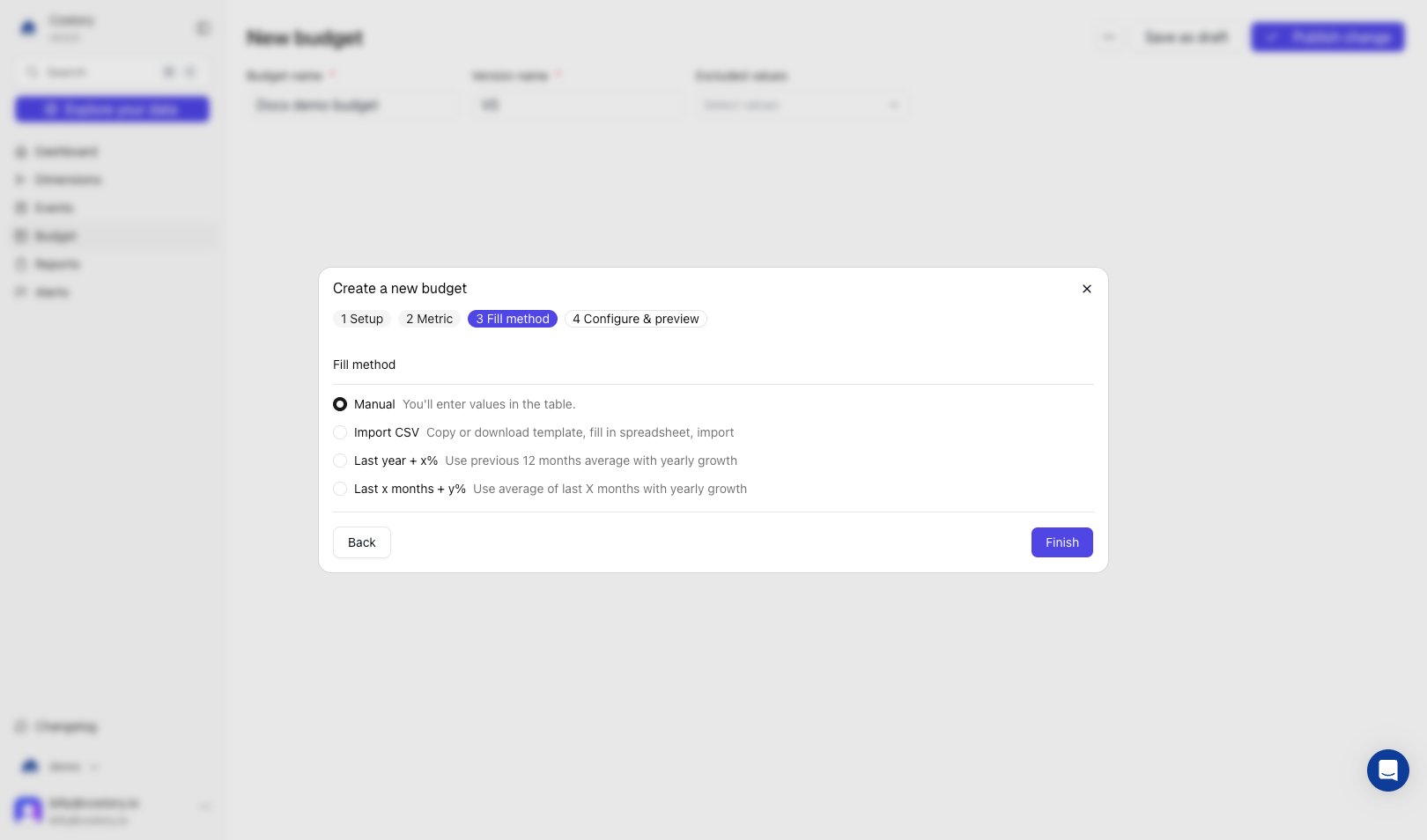 Create budget wizard on the Fill method step with manual, import CSV, and growth options