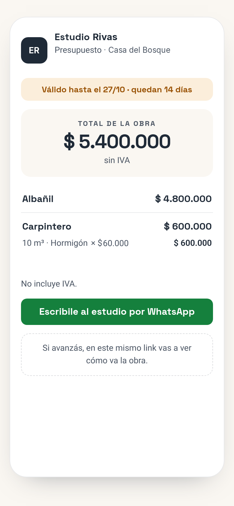 Lo que ve el cliente del link: el estudio, el total de la obra, los rubros y el botón para escribirle por WhatsApp.