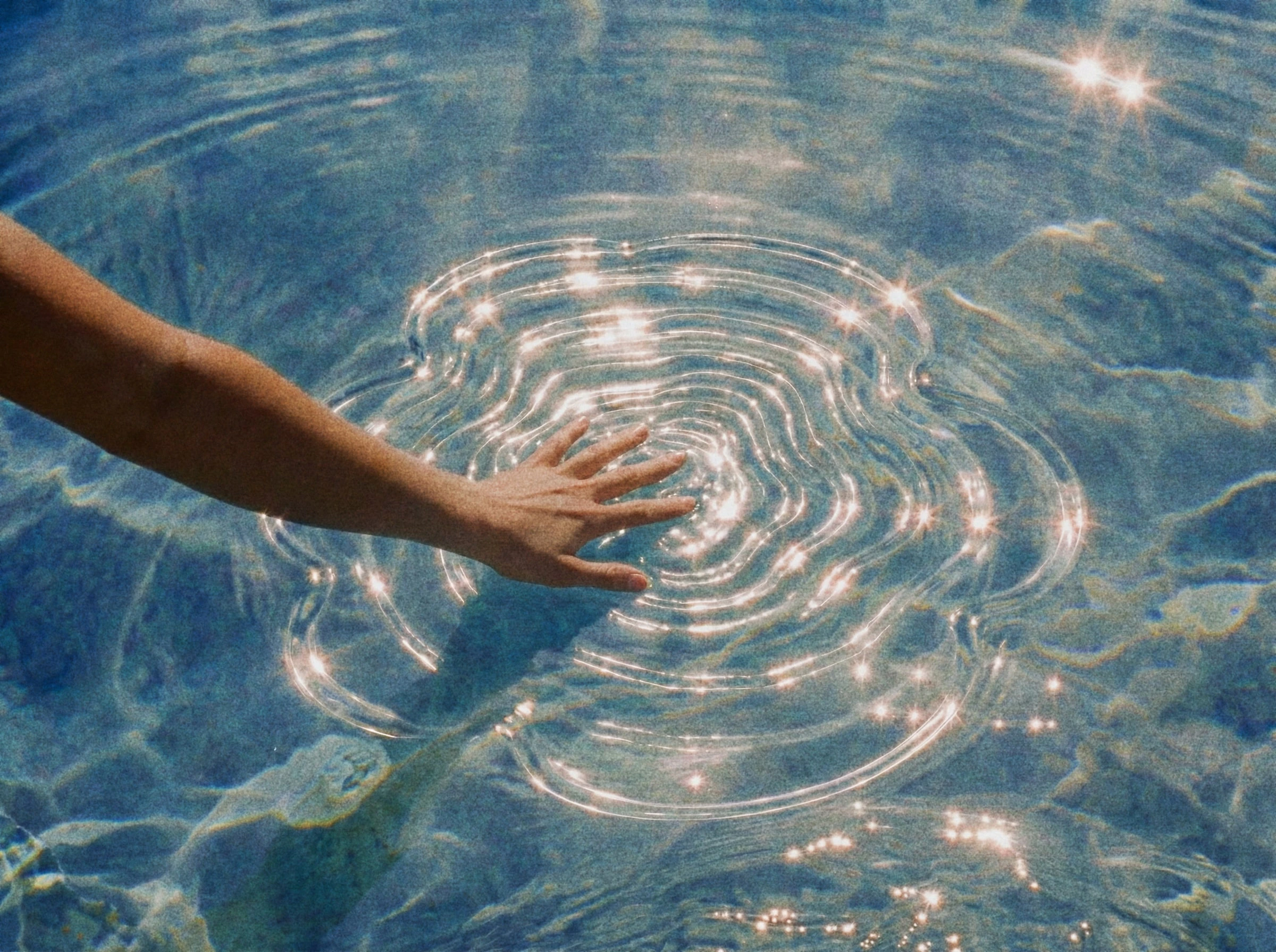 Descriptive alt text