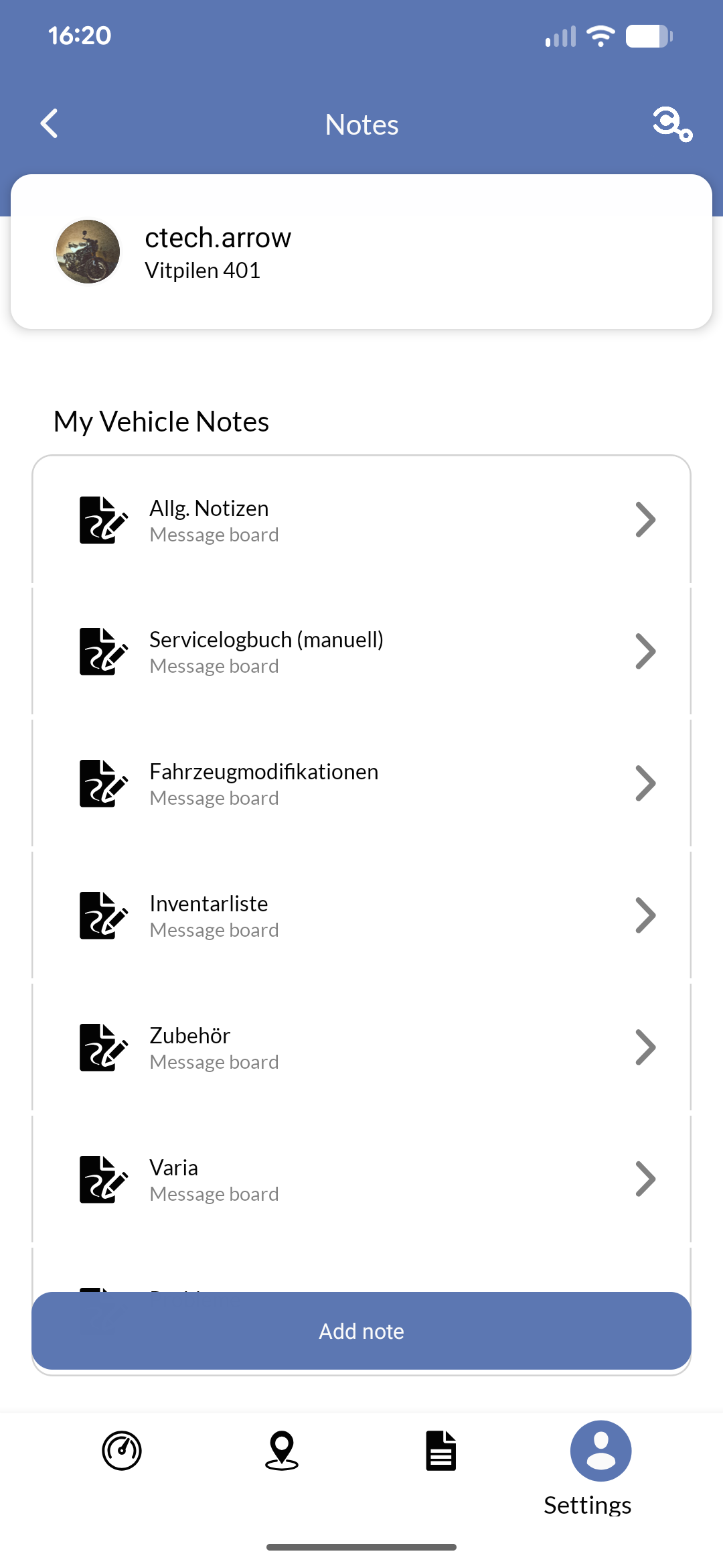Mobile app showing notes section with general notes and calendar messages