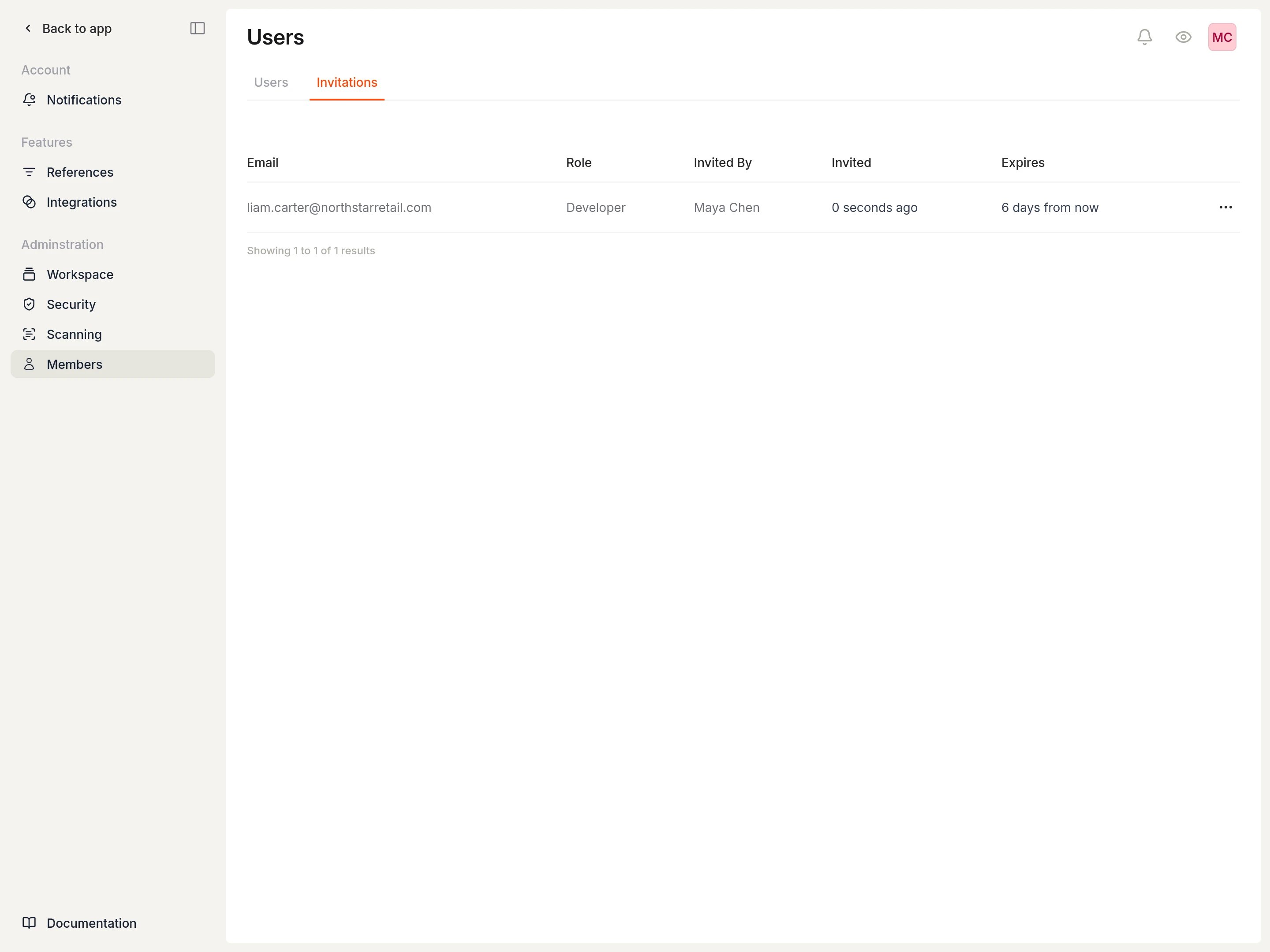 Invitations tab showing a pending invite.