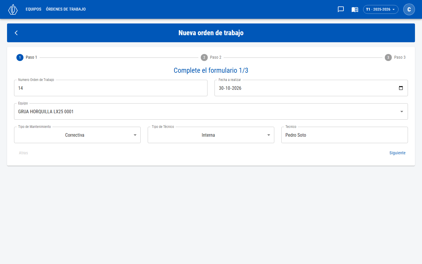 Paso 1 del formulario con número de OT, fecha a realizar, equipo, tipo de mantenimiento, tipo de técnico y técnico