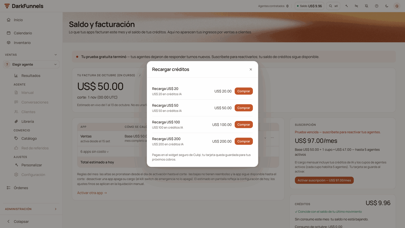 Recargar créditos (Top up credits) window with the 20, 50, 100 and 200 dollar packs, each with its Comprar (Buy) button, and the note «Pagas en el widget seguro de Culqi; tu tarjeta queda guardada para tus próximos cobros.» (You pay in Culqi's secure widget; your card is saved for your next charges.)