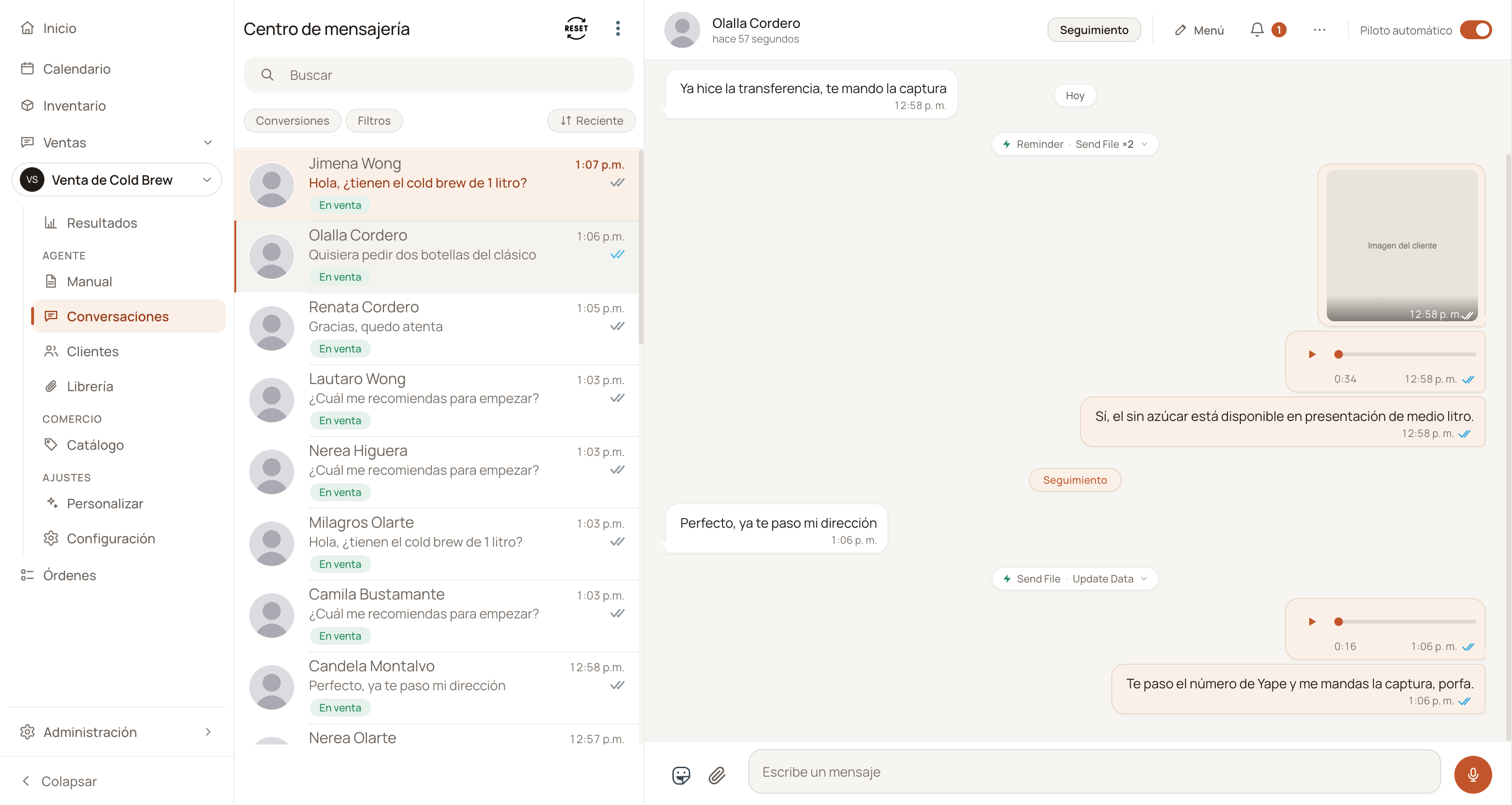 Messaging center with the list of conversations on the left and an open chat on the right