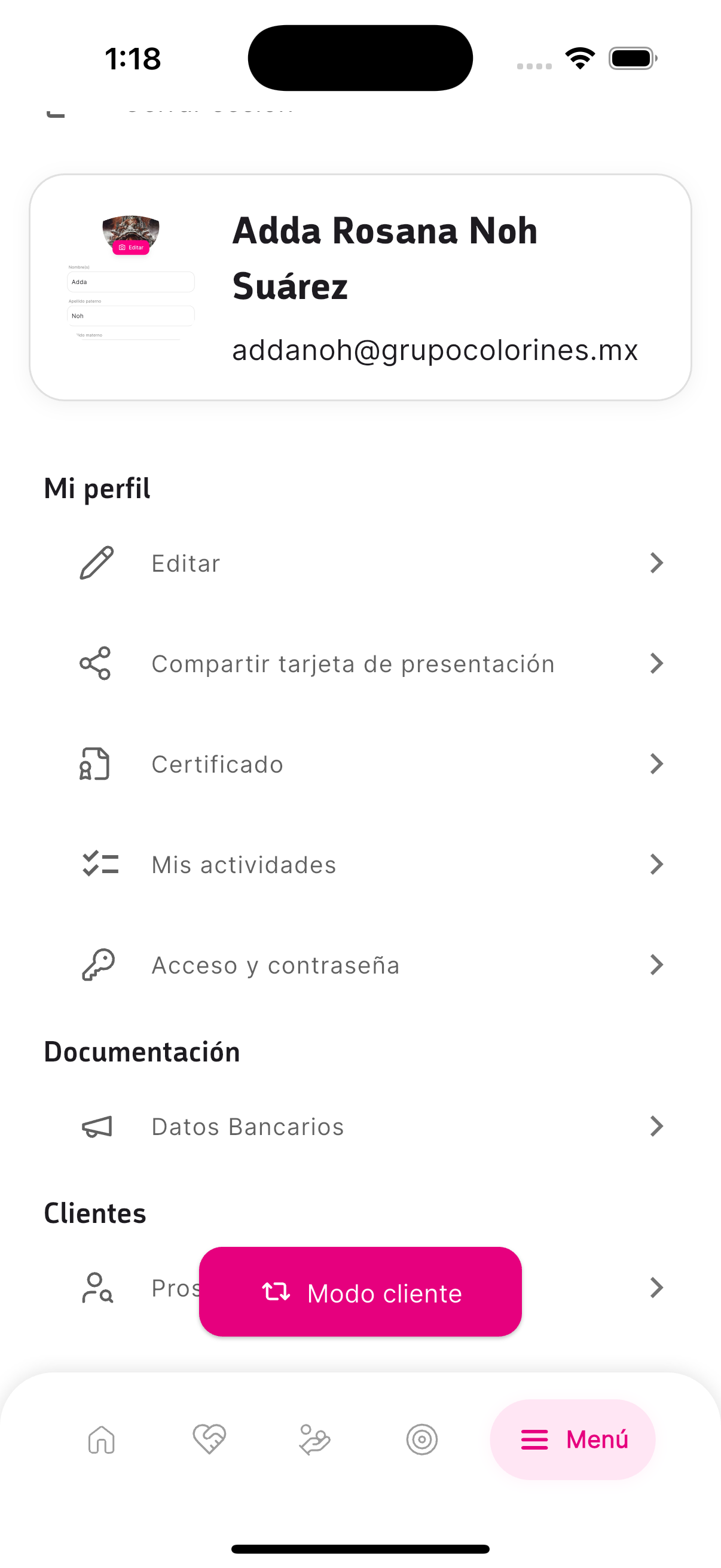 Menú principal de la app Colorinfinity para asesores mostrando opciones de configuración y herramientas