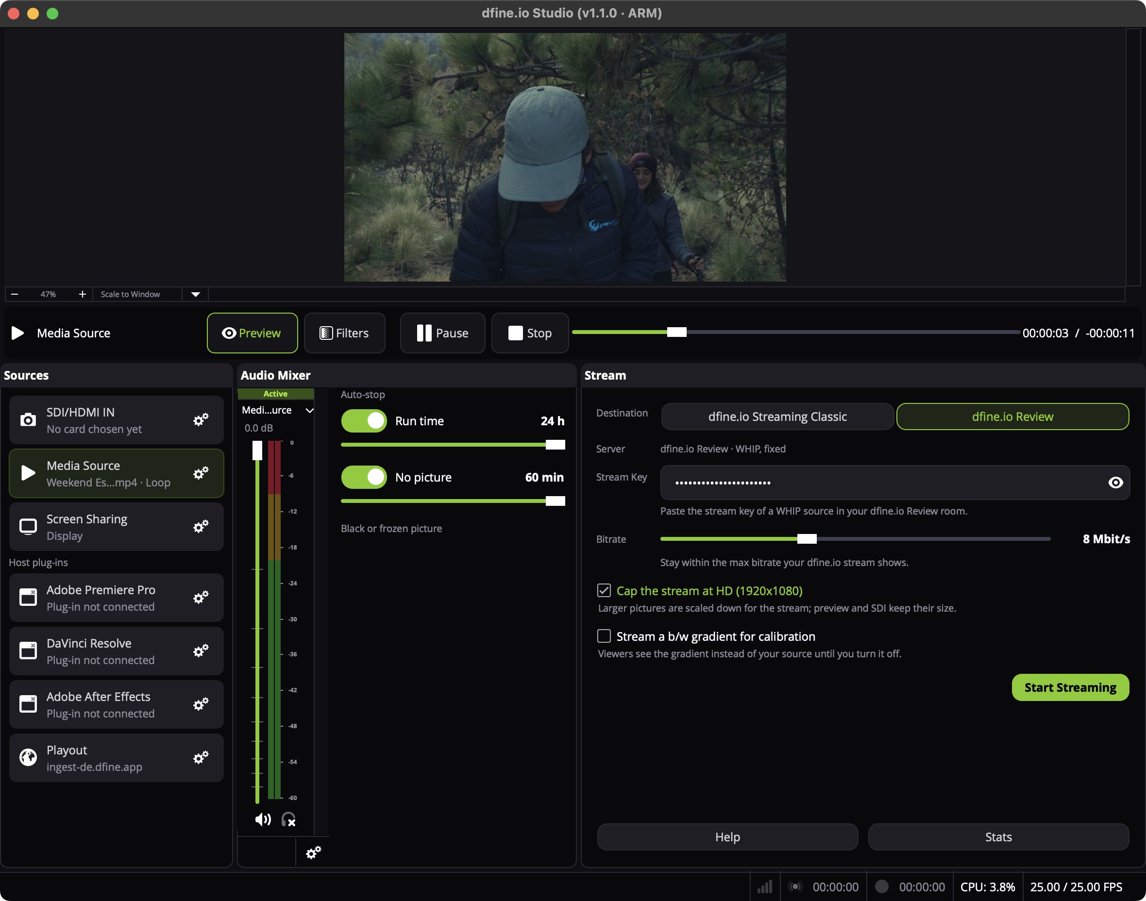 dfine.io Studio mit dem Bereich Sources, dem Audio Mixer und dem Stream-Bereich auf dfine.io Review