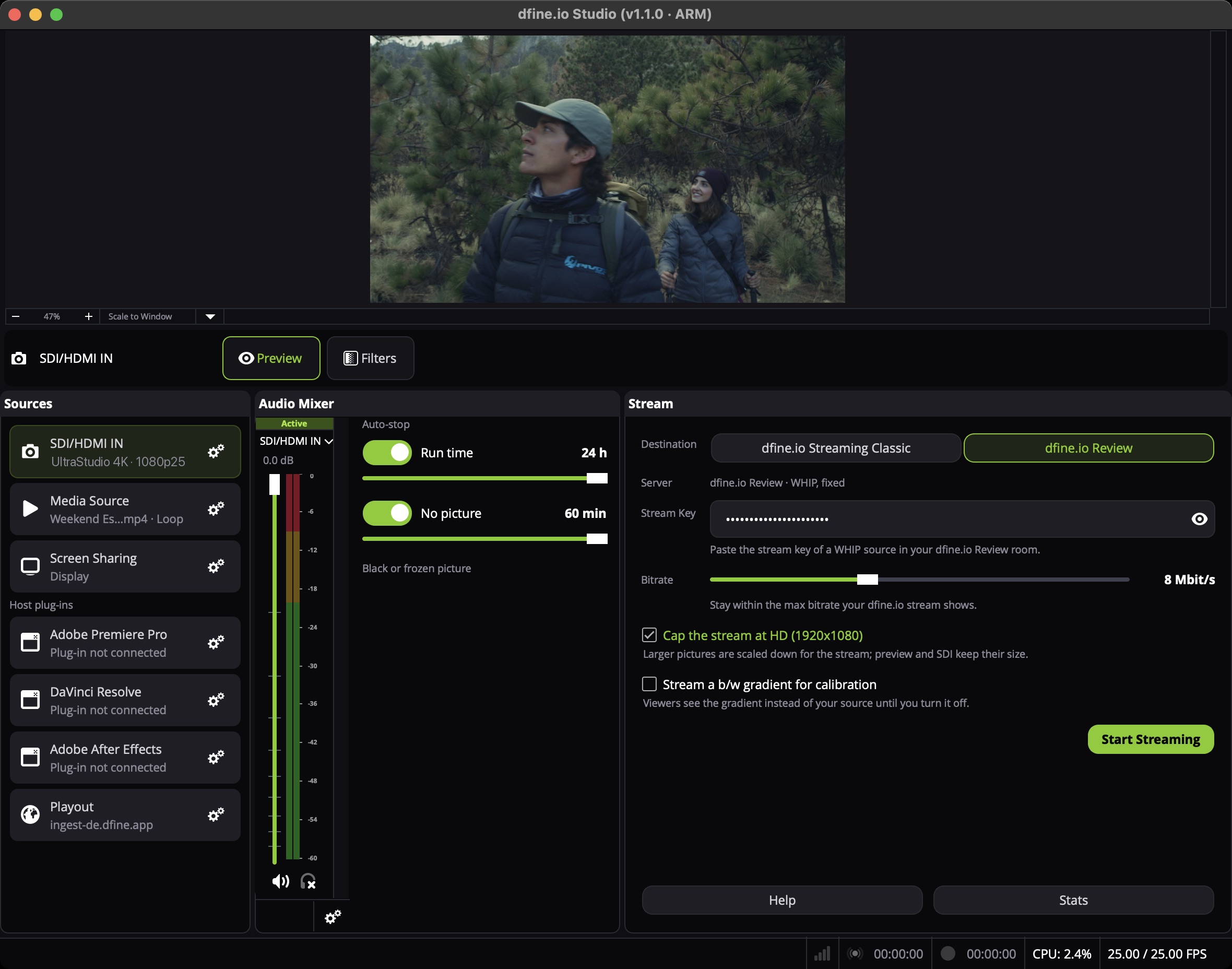 dfine.io Studio mit SDI/HDMI IN auf Sendung, Karte und Modus in der Zeile und dem eingehenden Bild in der Vorschau