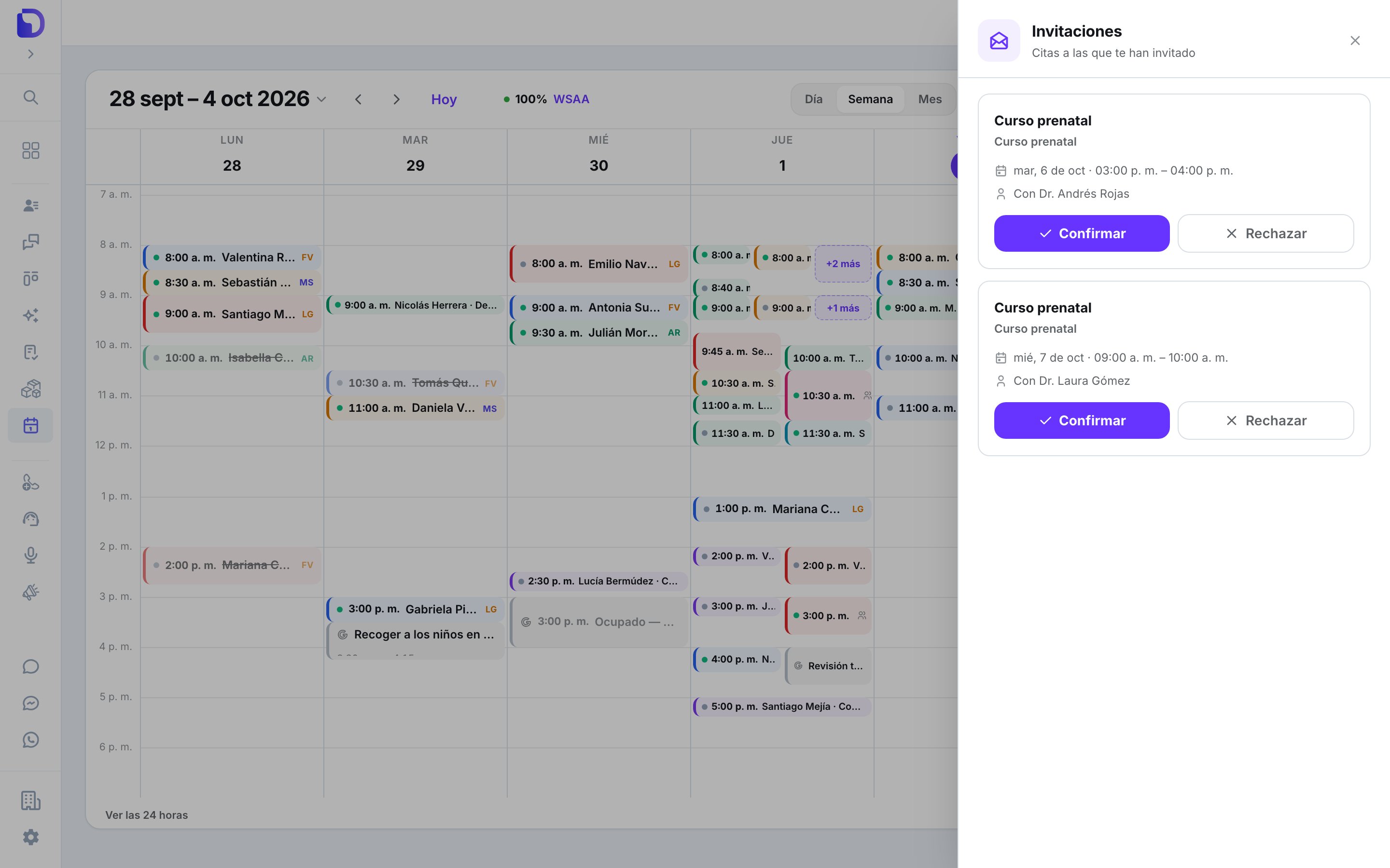 Agenda con el panel de Invitaciones abierto a la derecha, "Citas a las que te han invitado", con dos invitaciones a Curso prenatal, cada una con la hora, el organizador y los botones Confirmar y Rechazar.