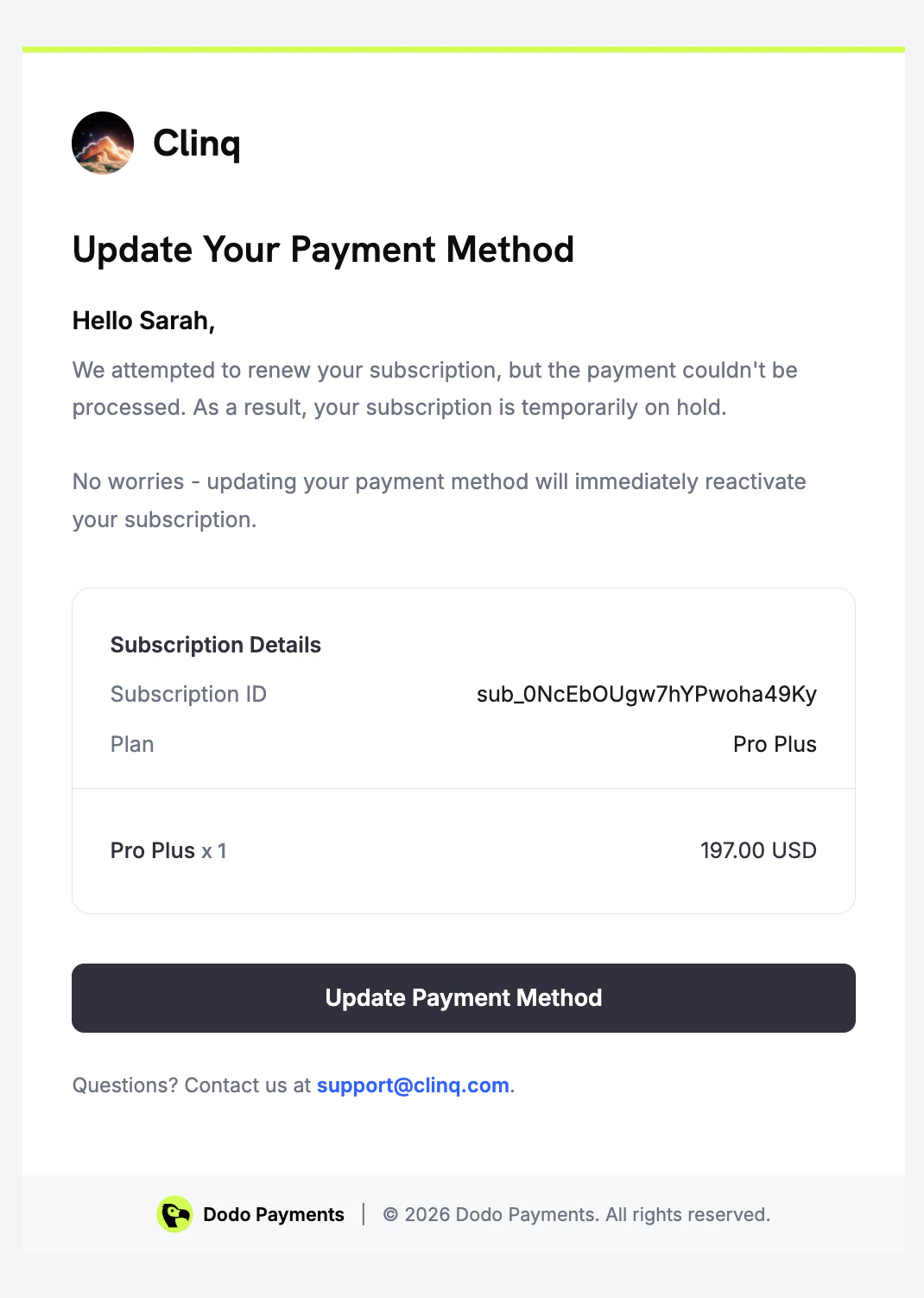 Dunning email for an on-hold subscription showing store name, message about failed payment, subscription details with plan and amount, and an Update Payment Method button